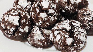 Chocolate Crinkle Cookies