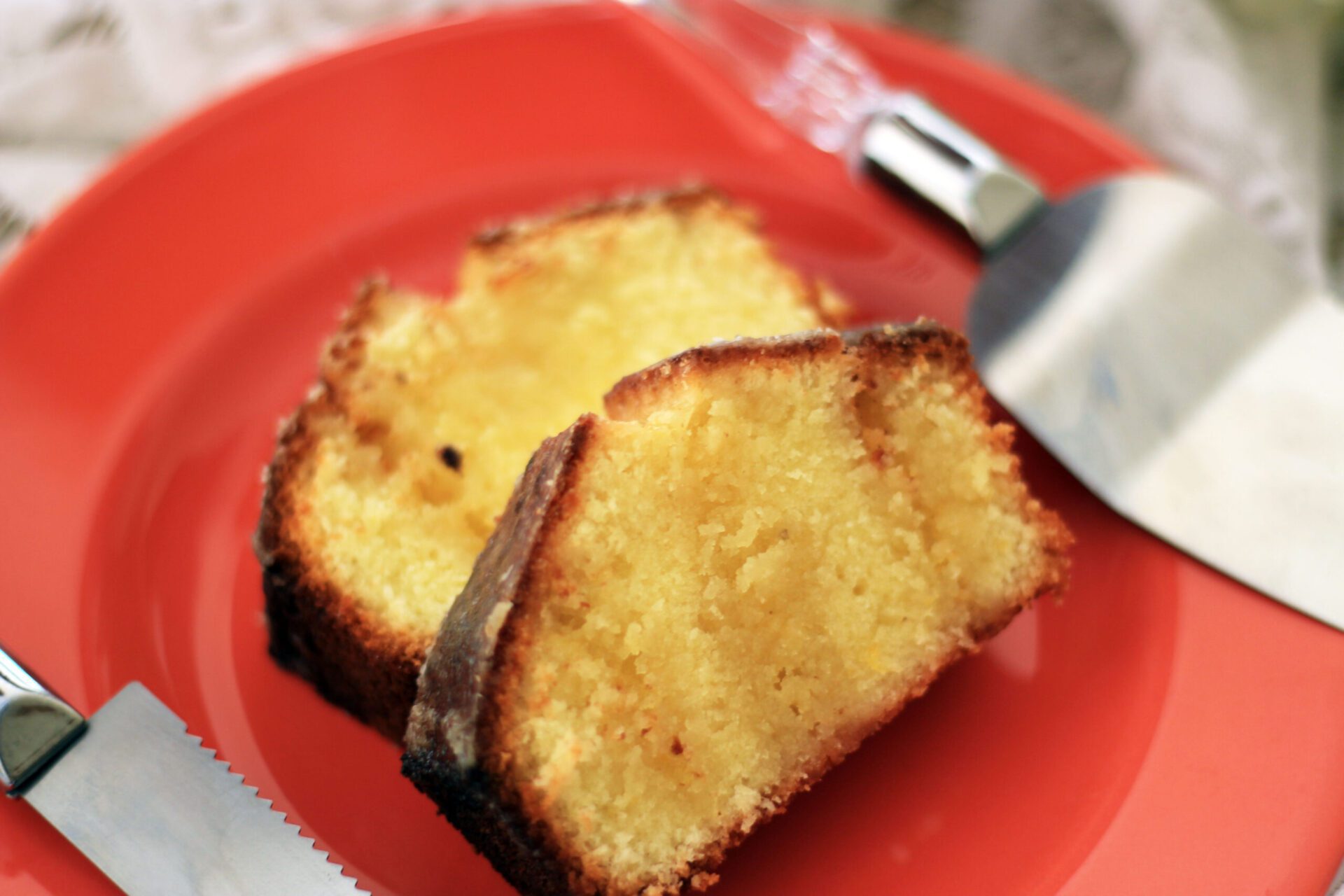 LEMON DRIZZLE CAKE