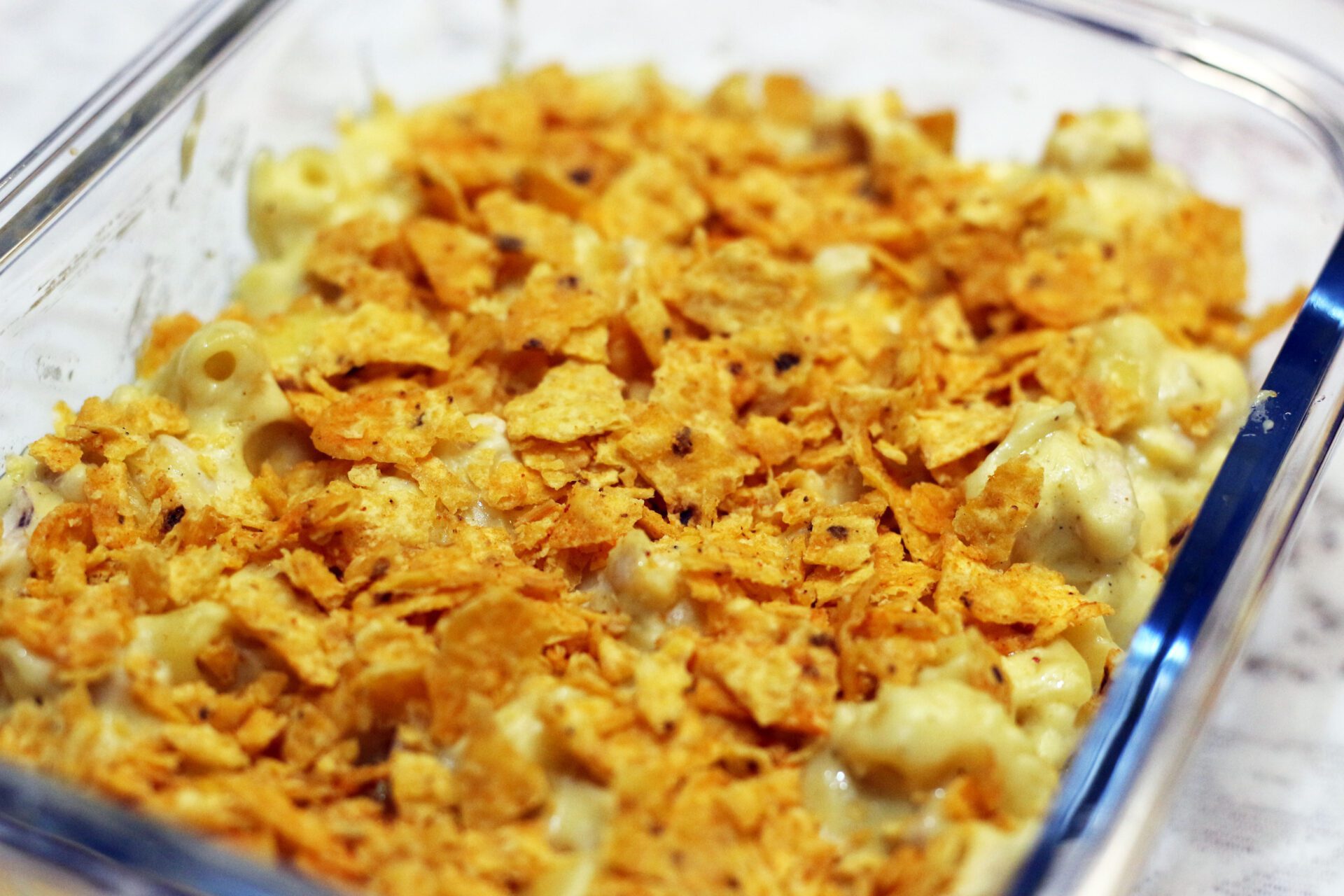 Doritos Mac and Cheese Casserole with Chicken JSKAUSA