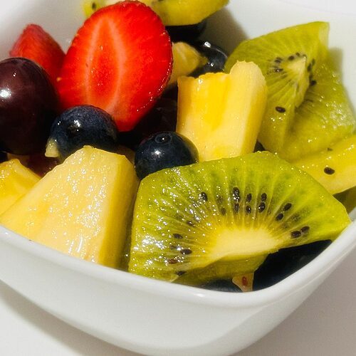 EASY HOMEMADE FRUIT SALAD